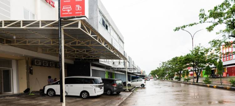 红多兹酒店@格拉哈塞梅朗马洛斯(RedDoorz @ Graha Cemerlang Maros)图片