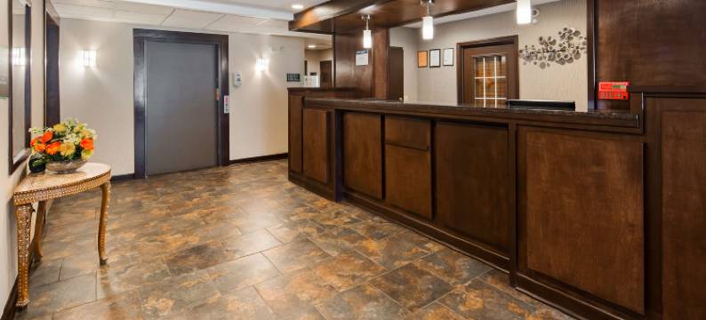 皇冠贝斯特韦斯特套房酒店(Best Western Crown Inn  Suites)图片