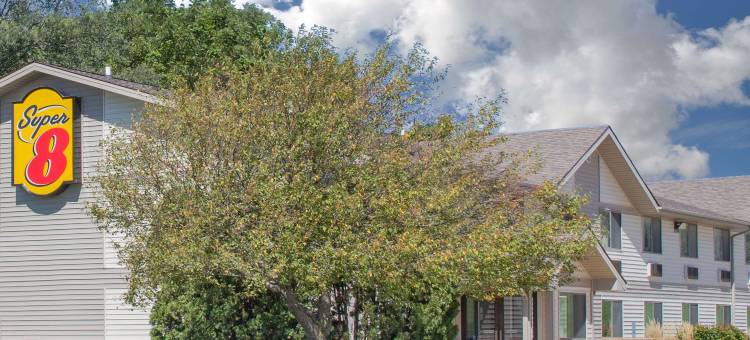 独立市温德姆速8酒店(Super 8 by Wyndham Independence IA)图片