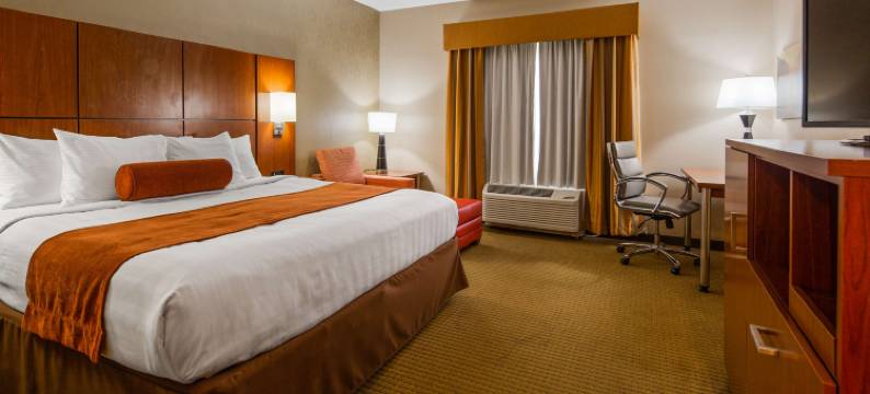 芬格湖群贝斯特韦斯特优质套房酒店(Best Western Plus Finger Lakes Inn  Suites)图片