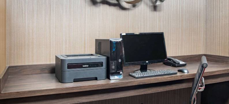 阿尔普哈雷塔-亚特兰大北华美达酒店(Ramada by Wyndham Alpharetta/Atlanta North)图片