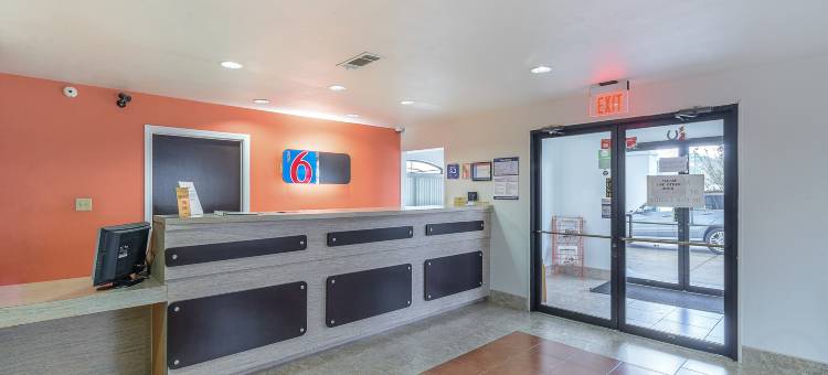 德克萨斯坎顿 6 号汽车旅馆(Motel 6 Canton, TX)图片