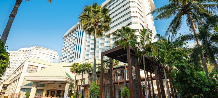 芭堤雅中天棕榈海滩酒店及度假村(Jomtien Palm Beach Hotel and Resort)图片