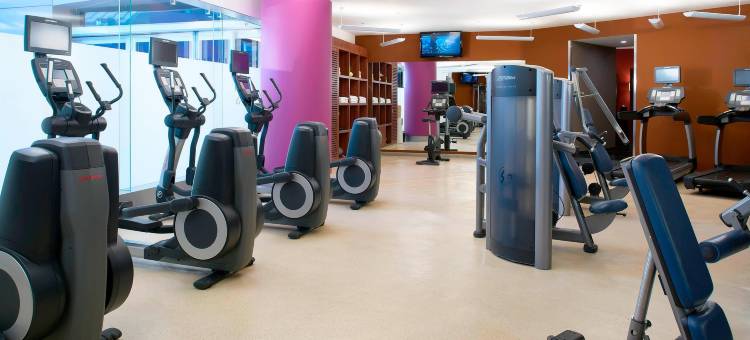 墨西哥城机场万怡酒店(Courtyard Mexico City Airport)图片