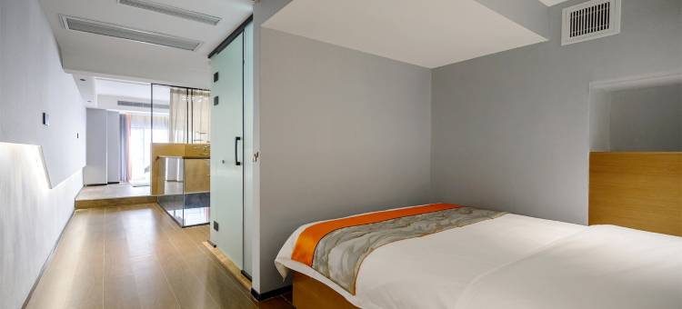 五湖房产民宿(沙河路分店)图片