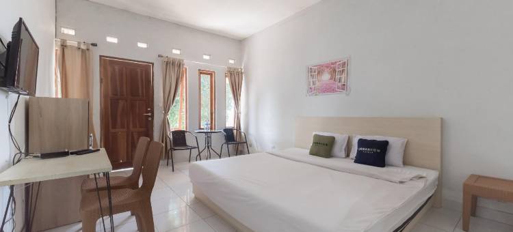 城市景观酒店D'菠萝别墅-奇亚特-由红门酒店管理(Urbanview Hotel d'Pineapple Villa Ciater by RedDoorz)图片