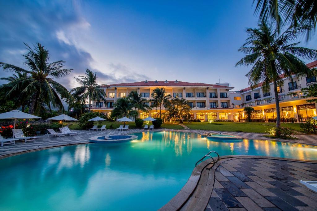 Con Dao Resort Over view