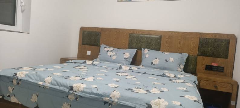 乾元紫轩情侣空间公寓(向阳路1号分店)图片