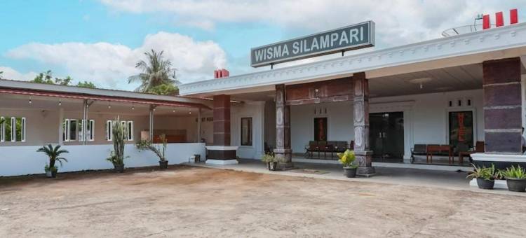 威斯玛西拉姆帕里米特拉红多兹酒店(Wisma Silampari Mitra RedDoorz)图片