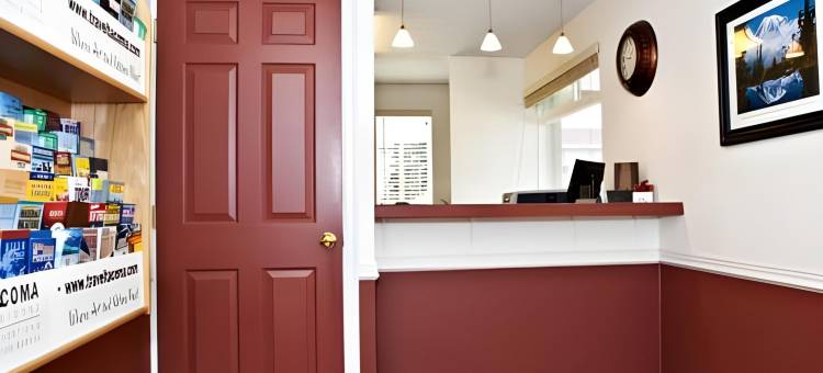 罗德威酒店 伊纳姆克劳 雷尼尔山-水晶山地区(Rodeway Inn Enumclaw Mount Rainier-Crystal Mountain Area)图片