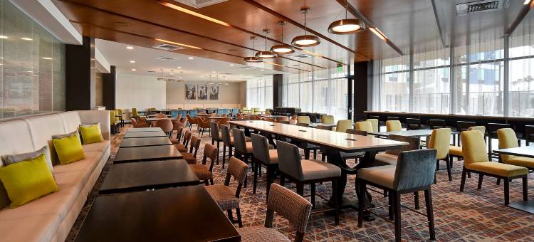 拉斯维加斯会议中心欢朋套房酒店(Hampton Inn & Suites Las Vegas Convention Center)图片