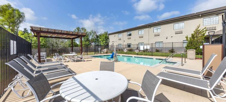 阿托卡贝斯特韦斯特套房酒店(Best Western Atoka Inn  Suites)图片