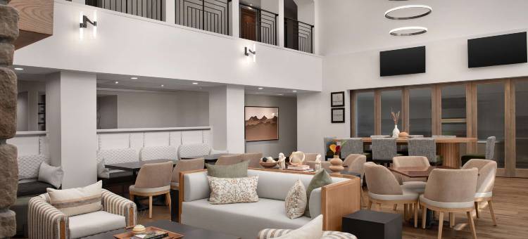 希尔顿欢朋套房酒店-帕索罗布尔斯(Hampton Inn & Suites Paso Robles)图片