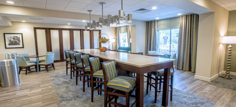 希尔顿欢朋酒店-埃姆斯伯里(Hampton Inn Amesbury)图片