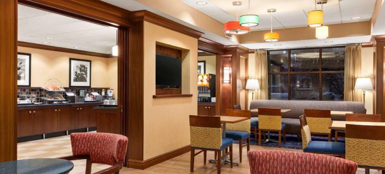 希尔顿欢朋酒店-沃伦顿(Hampton Inn Warrenton)图片