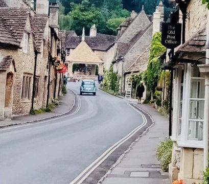 ' Cotswolds Retreat' Double Jacuzzi/Free WiFi Hotel Overview