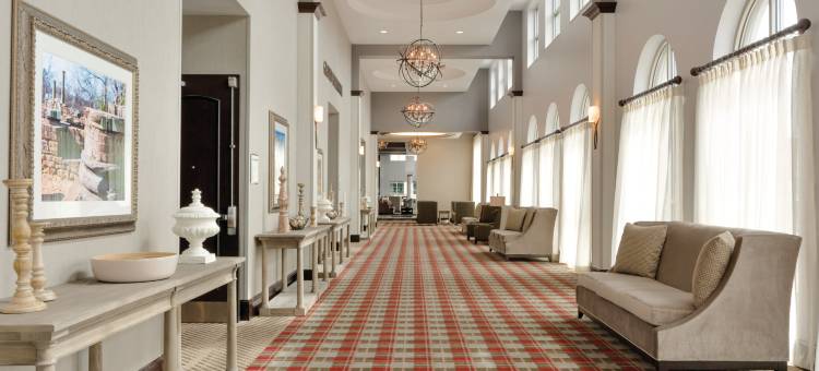 阿拉巴马塔斯卡卢萨市中心希尔顿安泊酒店(Embassy Suites by Hilton Tuscaloosa Alabama Downtown)图片