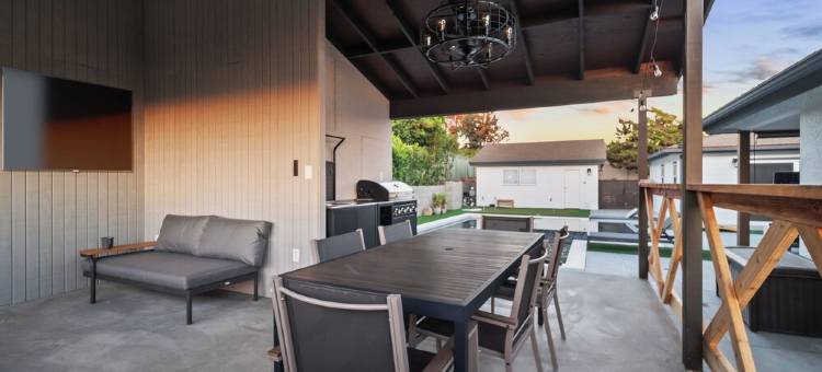 螺旋山和市中心雅致泳池度假别墅！(Elegant Pool Villa In Mount Helix, close to DT!)图片