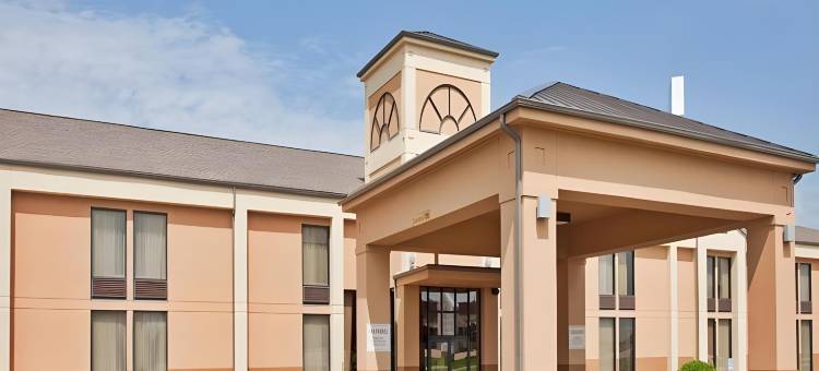 Holiday Inn Express 马什菲尔德(斯普林菲尔德区)(Holiday Inn Express Marshfield (Springfield Area))图片