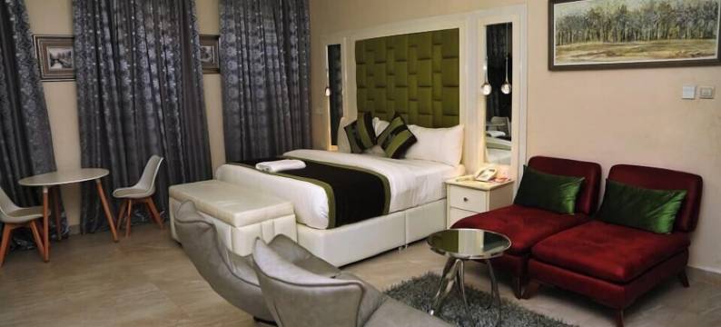 卢什维尔套房酒店(Lushville Hotel & Suites)图片