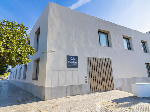 卡拉奥拉坦德姆托雷公寓