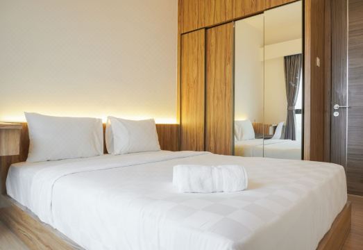 Fully Furnished with Comfortable Design 2Br Sky House Apartment BSD Hotel Overview