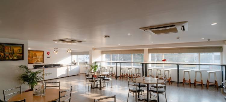 阿斯拉尼国际酒店(Hotel Asrani International)图片