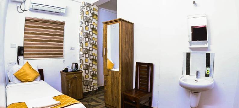 阿卢瓦尼鲁帕玛酒店(Hotel Nirupama)图片