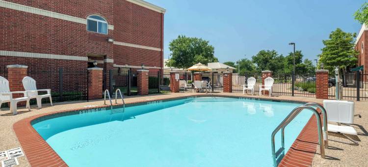 麦金尼阿伦舒适套房酒店(Comfort Suites McKinney-Allen)图片