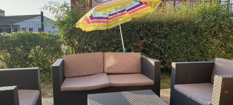 拉育婴尼奥尔东普瑞米尔经典酒店(Premiere Classe Niort Est - la CRÈCHE)图片