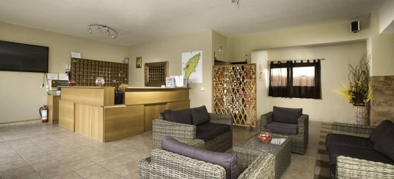 山坡上的一室公寓和公寓(Hillside Studios & Apartments)图片