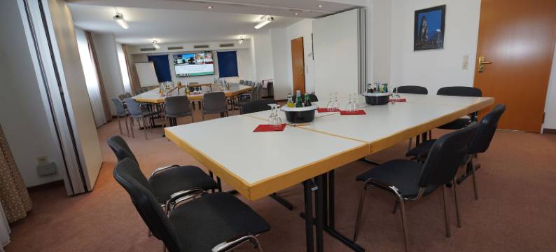 海威高速公路酒店(Highway Hotel)图片