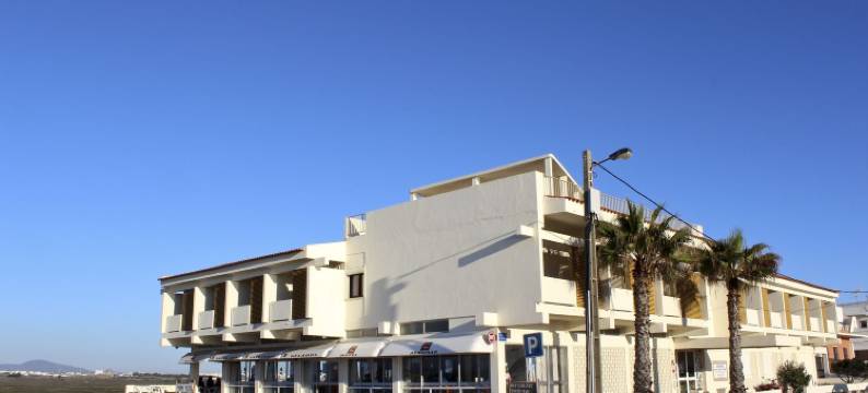 艾洛玛尔酒店(Aeromar Beach Hotel)图片