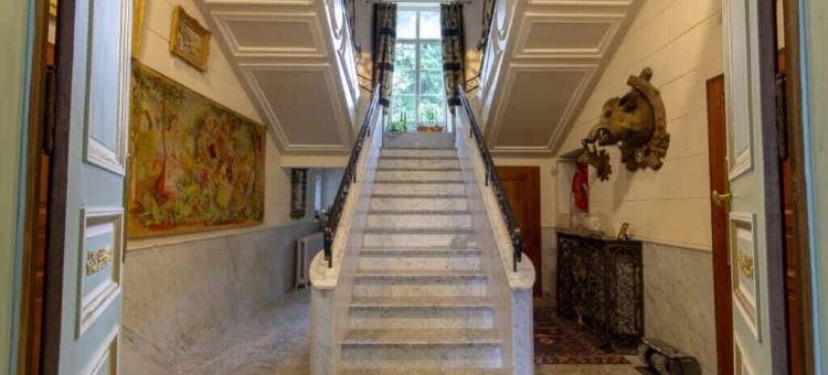 德龙城堡(Chateau de Druon)图片