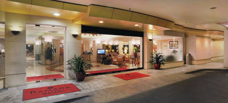 威基基华美达广场酒店(Ramada Plaza by Wyndham Waikiki)图片