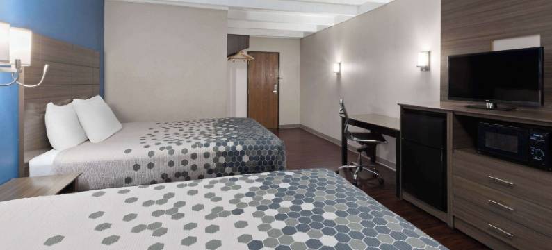 贝城温德姆呗盟汽车旅馆(Baymont by Wyndham Bay City)图片