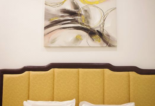 Coast to Coast Homes Hotel Overview