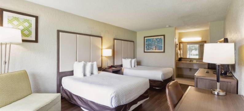 霍马华美达酒店(Ramada by Wyndham Houma)图片