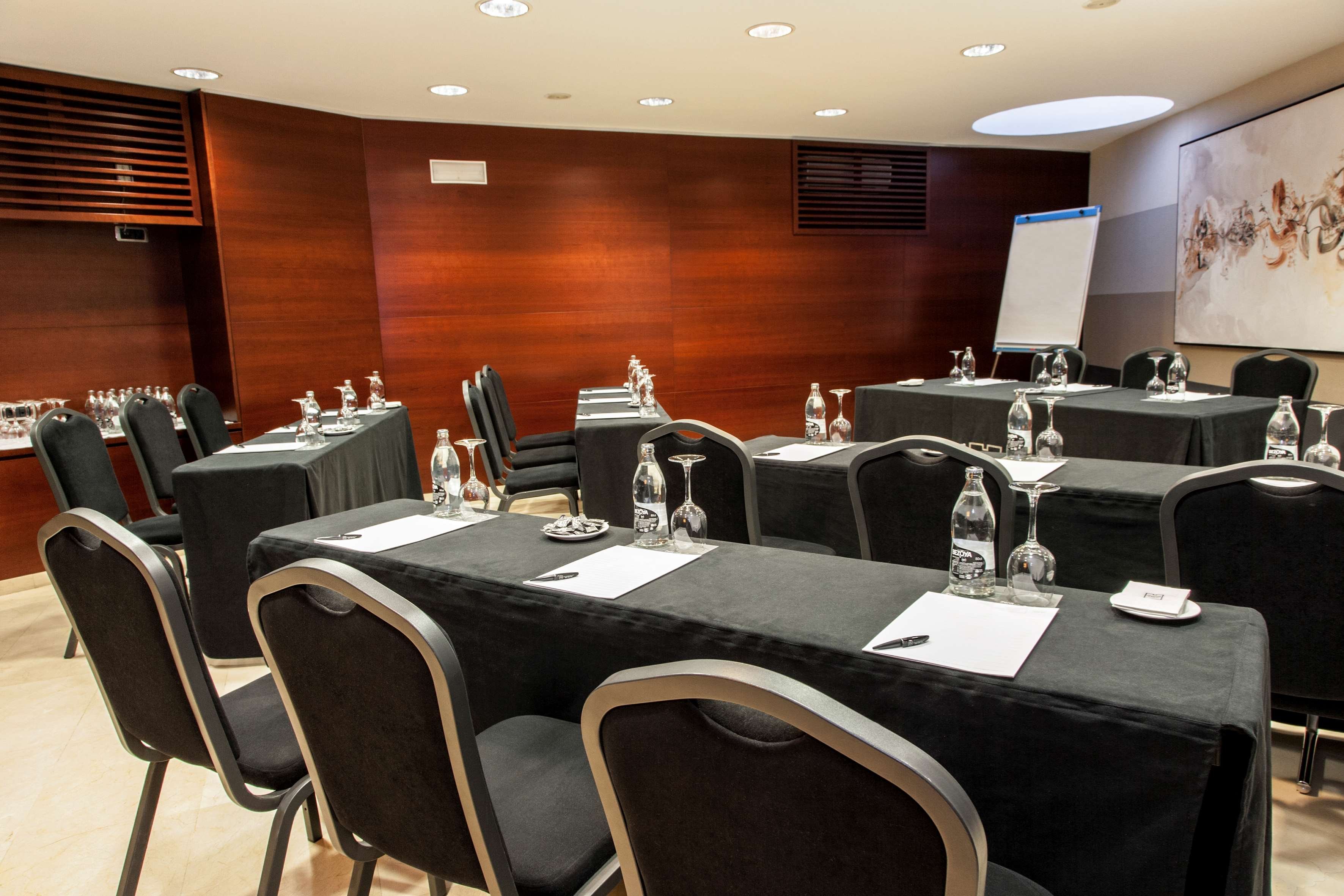 Hotel RH Murcia Centro Over view