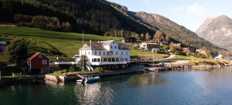 费耶兰托弗峡湾酒店(Fjærland Fjordstove Hotell)图片