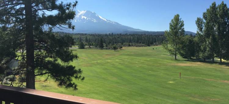 夏丝提娜湖高尔夫度假村(Lake Shastina Golf Resort)图片