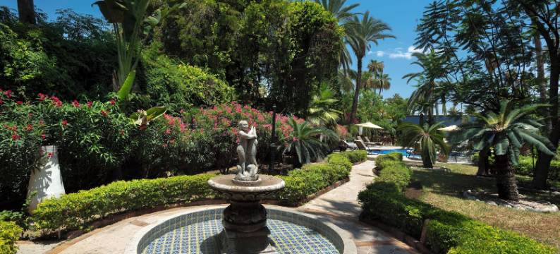 埃尔恩坎托酒店及套房(El Encanto Inn & Suites)图片