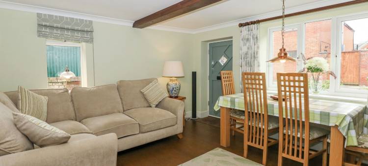 复活节小屋(Easter Cottage)图片