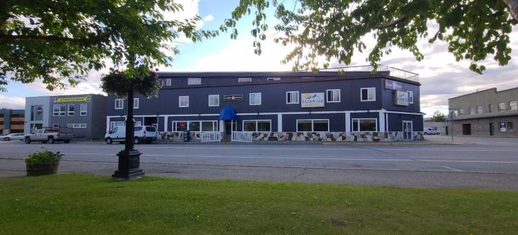 鹰酒店(Eagle Hotel)图片