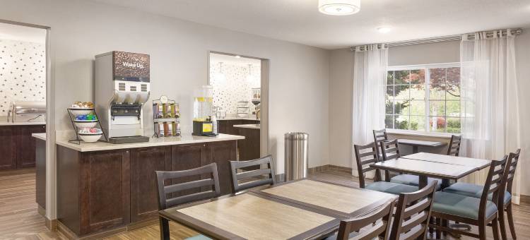 图拉丁-南奥斯威戈湖舒适套房酒店(Comfort Inn & Suites Tualatin - Lake Oswego South)图片