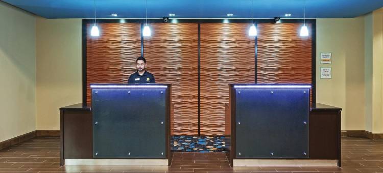 克林顿历史路线66拉昆塔温德姆套房酒店(La Quinta Inn & Suites by Wyndham Clinton Historic Route 66)图片