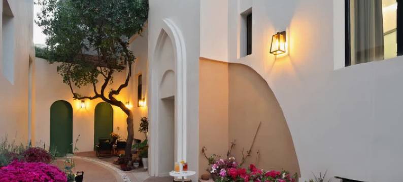 城烟里·CHENGYANLI民宿(伊宁六星街店)图片