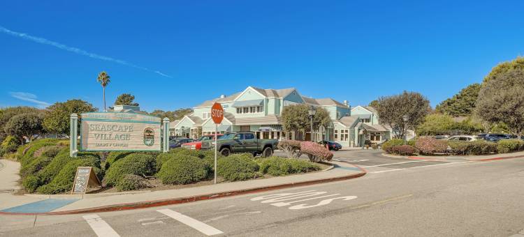 游泳、高尔夫和放松：阿普托斯的豪华联排别墅(Swim, Golf & Relax: Luxe Townhome in Aptos)图片