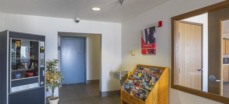 Motel 6 Omaha, NE - IAT West图片