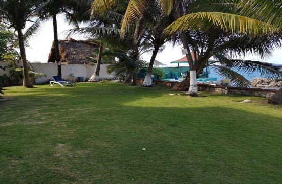 Cozy Studio on Caribbean Sea Hotel Overview